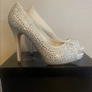 De Blossom Collection Sparkling White Peep-Toe Heels